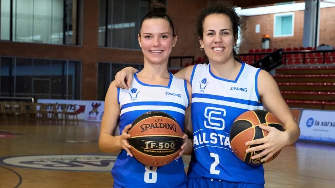 As jogadoras seniores femininas do CB Prat, Tajahuerce e Kubala, participam da Supercopa Feminina All-Star