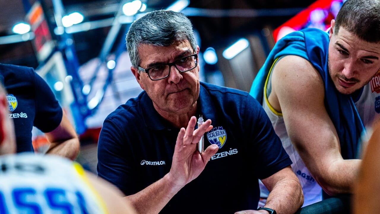 Pesaro expulso, Tezenis desafia Rimini na final da LNP Italian Cup